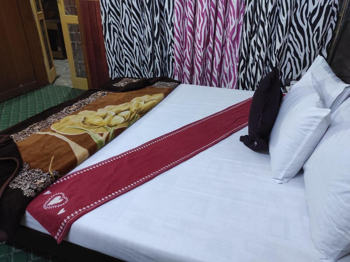 New City Lodges Guesthouse Islamabad Zewnętrze zdjęcie