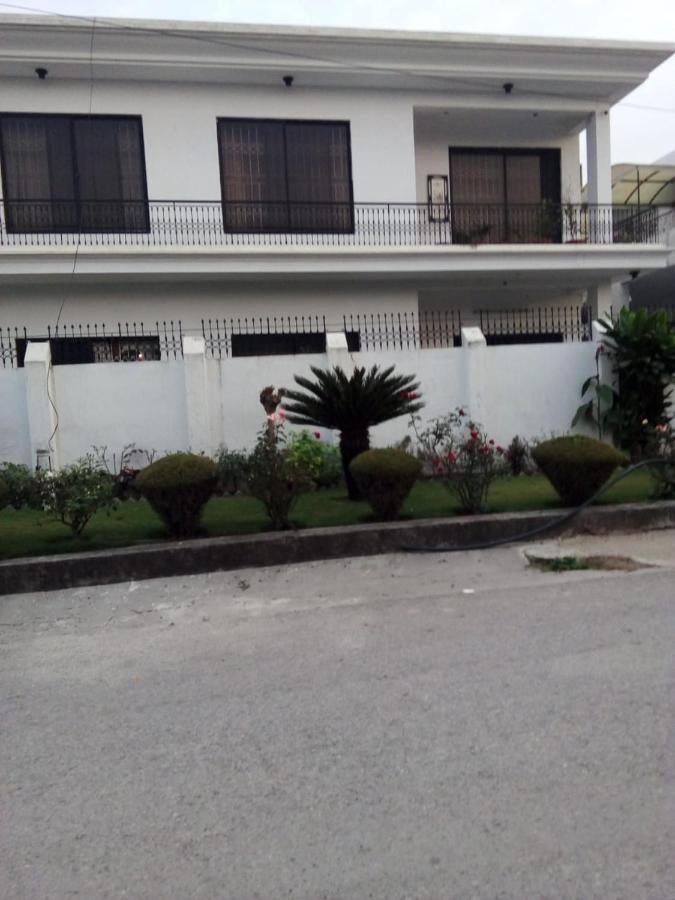 New City Lodges Guesthouse Islamabad Zewnętrze zdjęcie